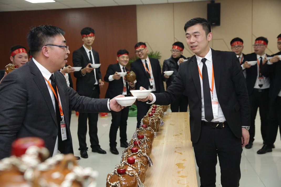 八年磨礪，劍指17——科恩電器2017年誓師大會隆重舉行